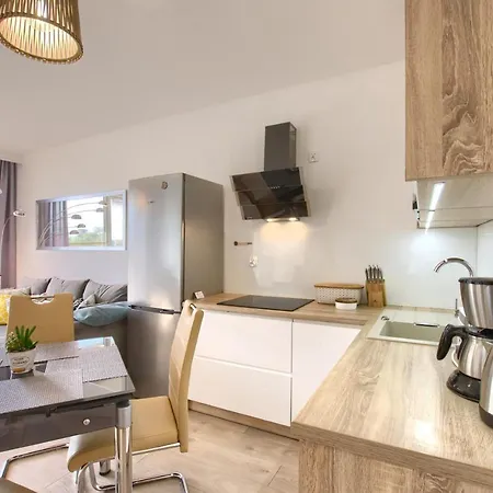Onholiday Apartamenty Ze Strefa Wellness & Family, Ulica Poleska Kolobrzeg Exterior photo