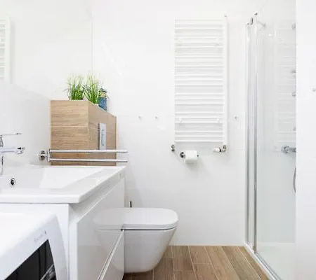 Onholiday Apartamenty Ze Strefa Wellness & Family, Ulica Poleska Kolobrzeg Exterior photo